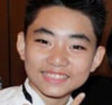 Bé Long Nhật